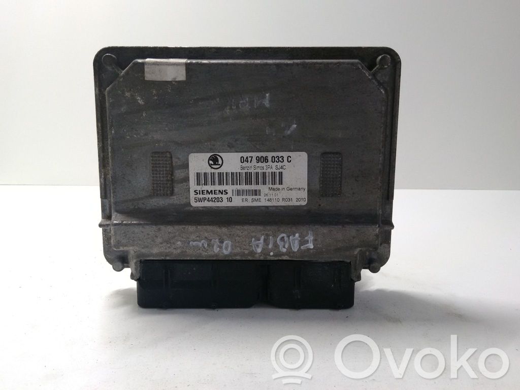 Engine control unit/module   047906033C,5WP4420310
