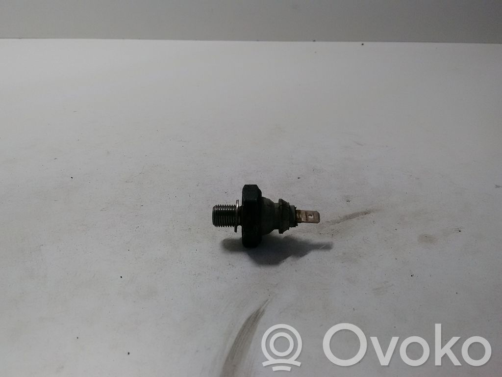 Audi 80 90 S2 B4 Öljynpaineanturi 