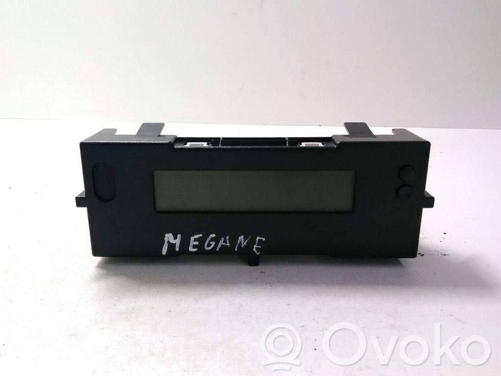 Renault Megane II Screen/display/small screen 
