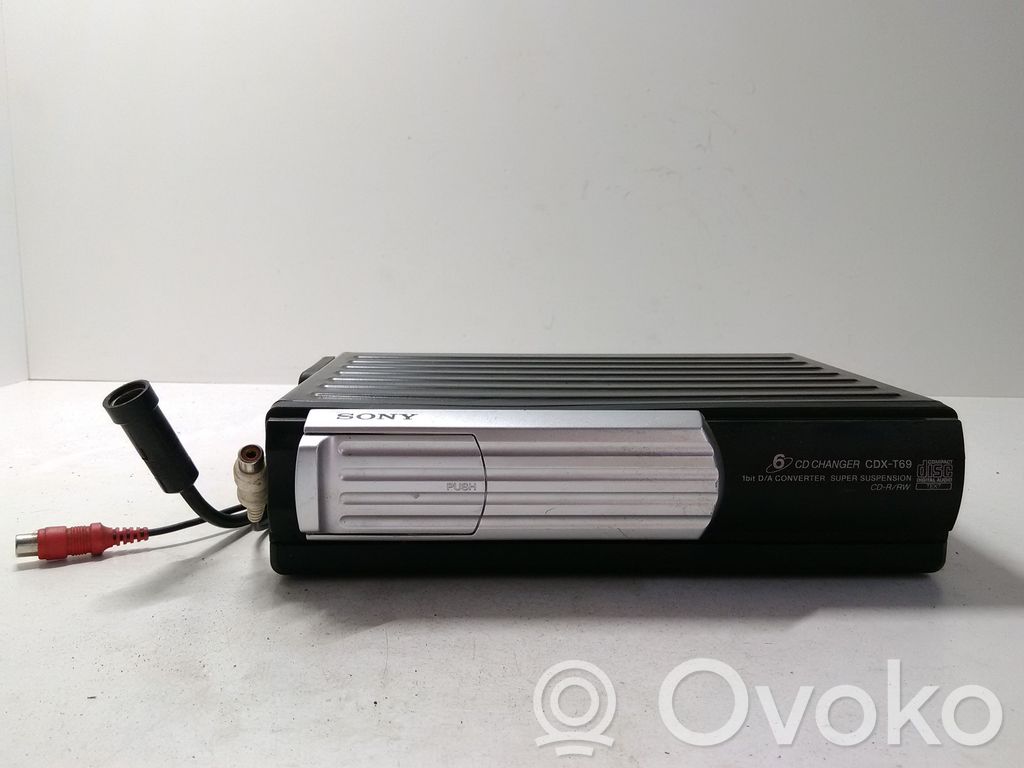 BMW 3 E46 CD/DVD changer 