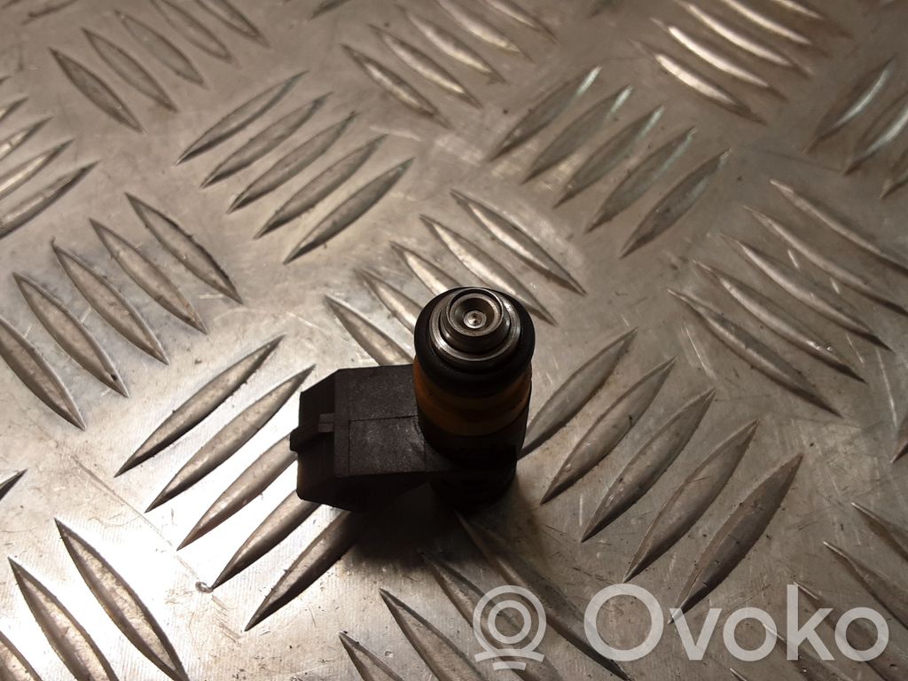 Renault Megane I Inyector de combustible 