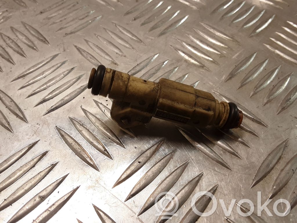 Ford Focus Fuel injector 