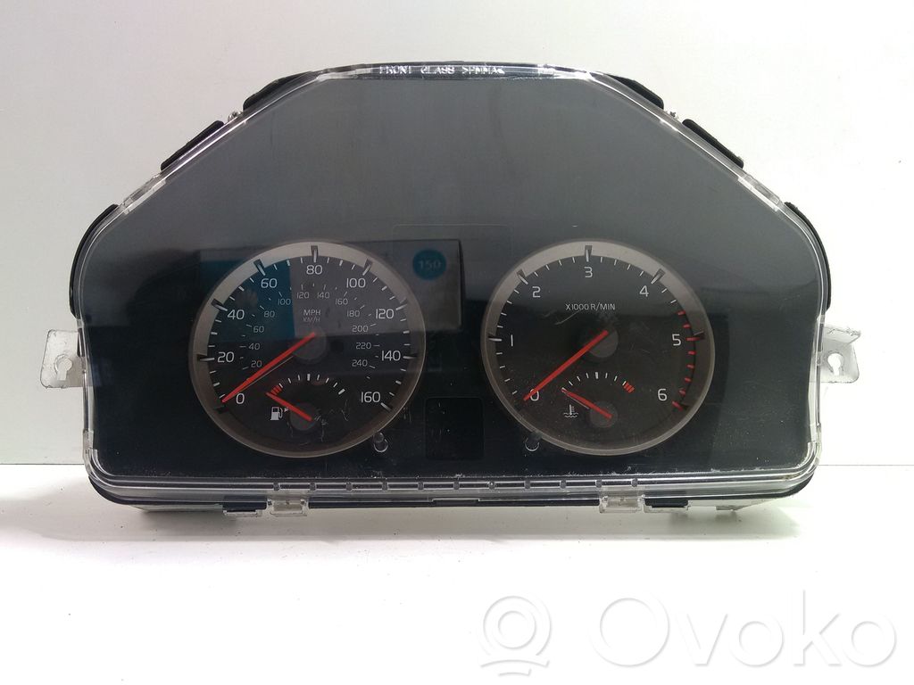 Volvo V50 Speedometer (instrument cluster) 