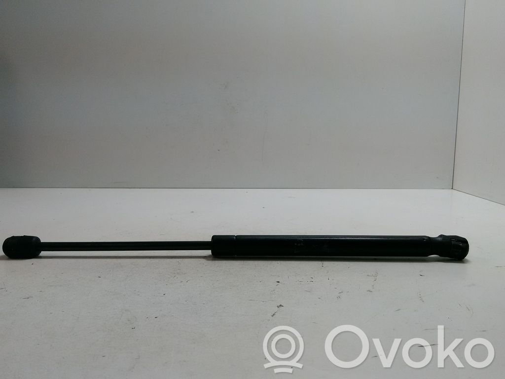 Volkswagen PASSAT B6 Tailgate/trunk strut/damper 