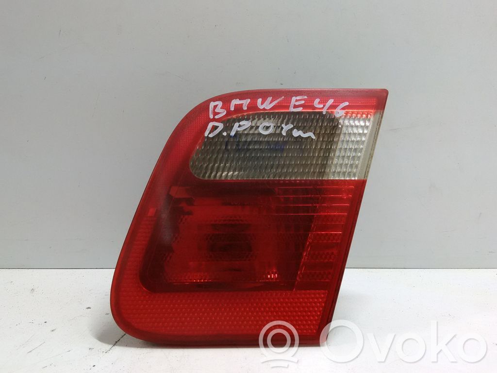 BMW 3 E46 Aizmugurējais lukturis pārsegā 
