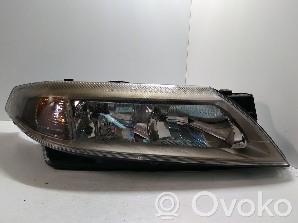 Renault Laguna II Phare frontale 