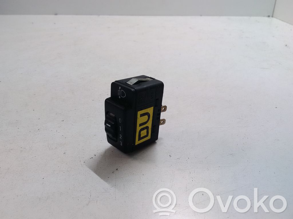Opel Tigra A Headlight level height control switch 