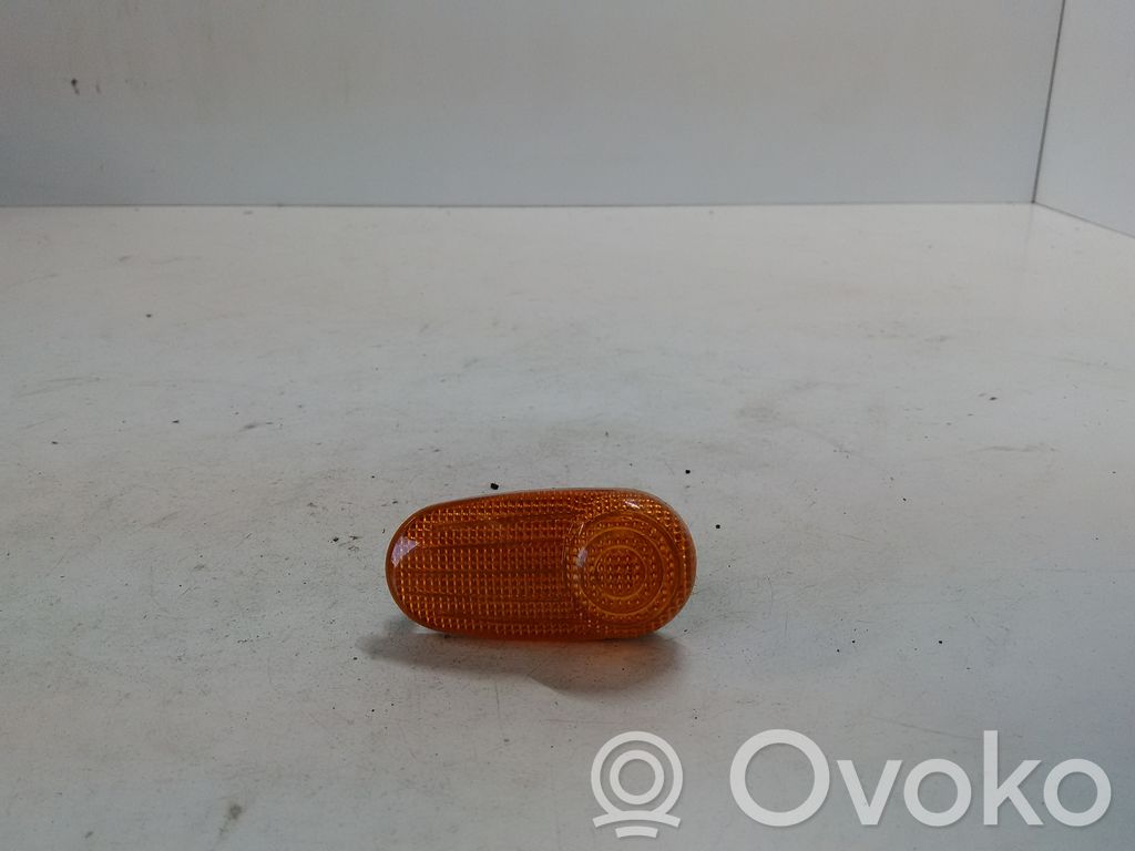 Alfa Romeo 147 Etupuskurin suuntavilkku 