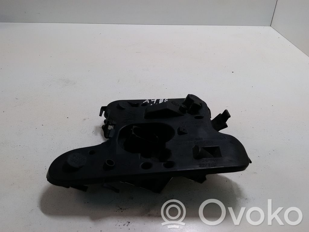 Audi A4 S4 B6 8E 8H Wkład lampy tylnej 