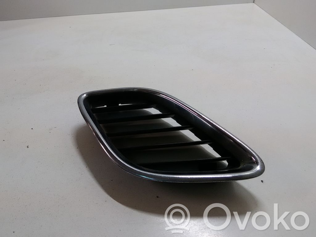 Saab 9-5 Front bumper lower grill 