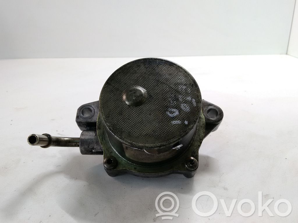 Peugeot 206 Vacuum pump 