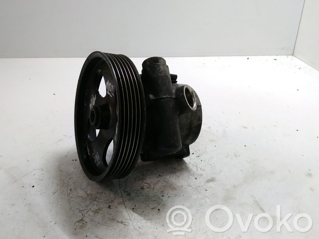 Citroen Xsara Picasso Power steering pump 