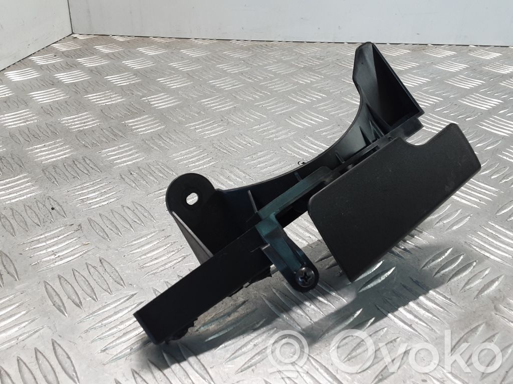 Engine bonnet (hood) release handle   7148522,7148524