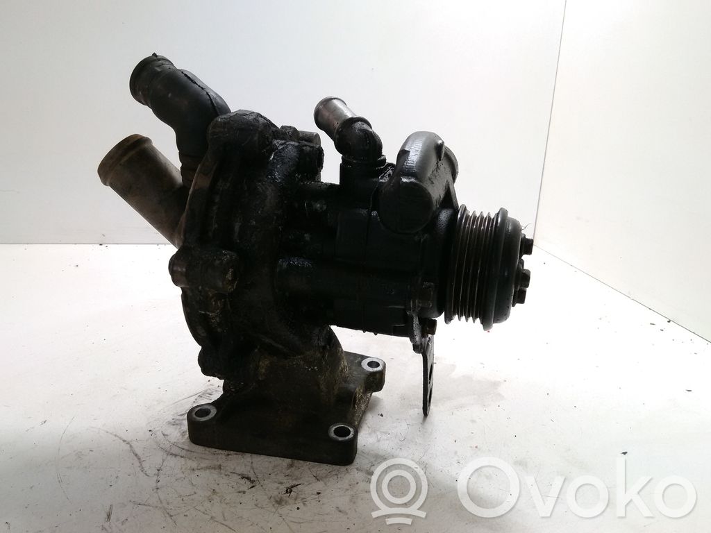 Ford Mondeo Mk III Vairo stiprintuvo siurblys 