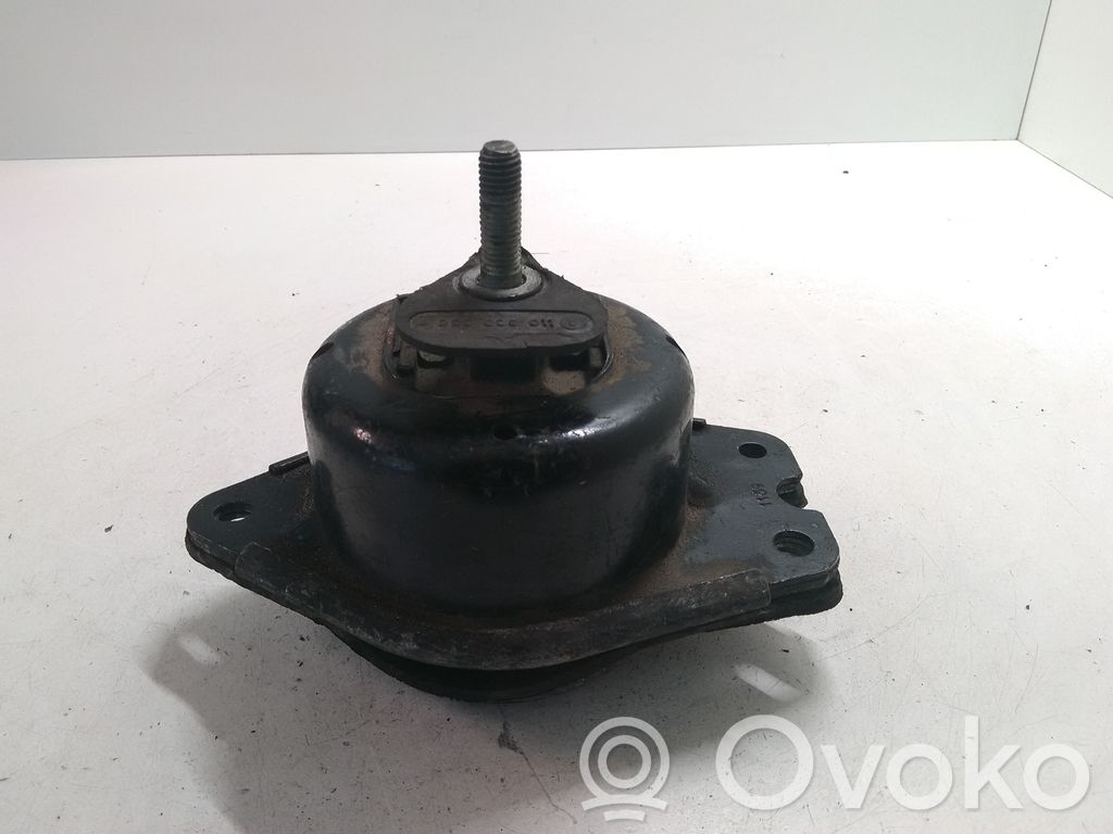 Renault Laguna II Engine mount bracket 