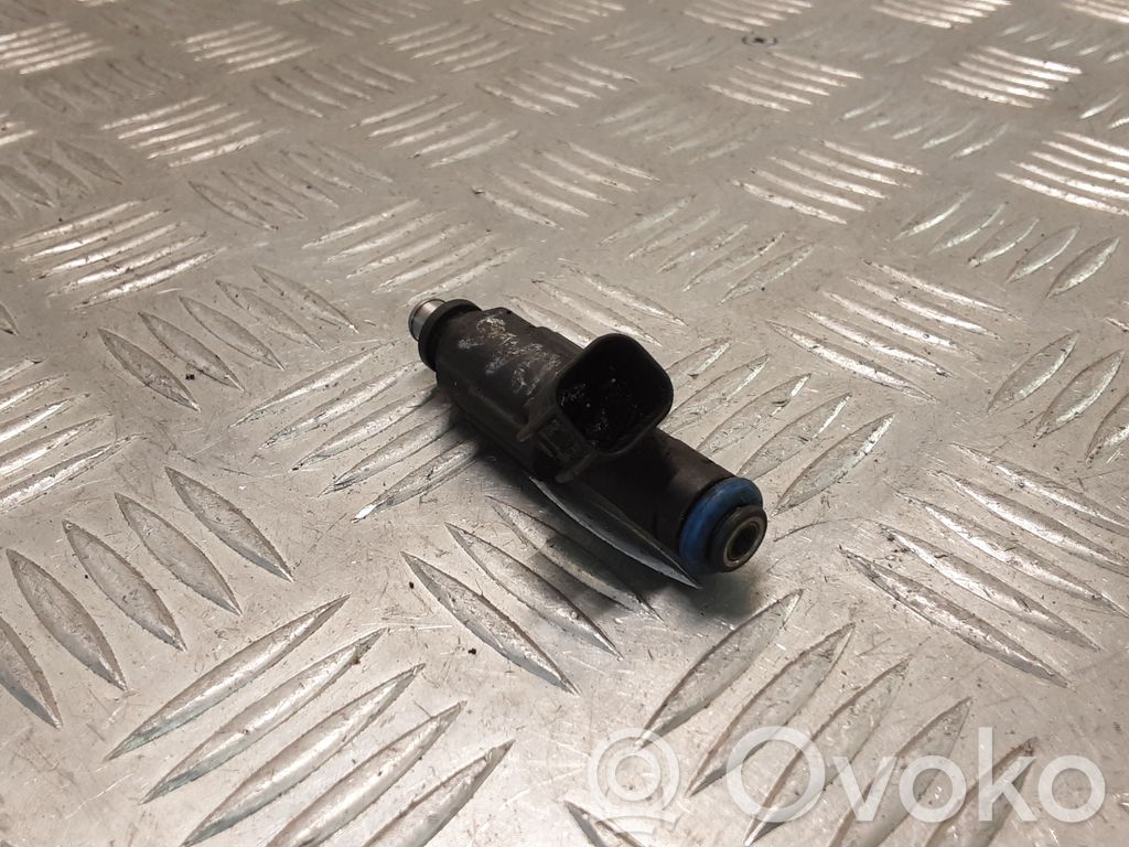 Mazda 6 Fuel injector 