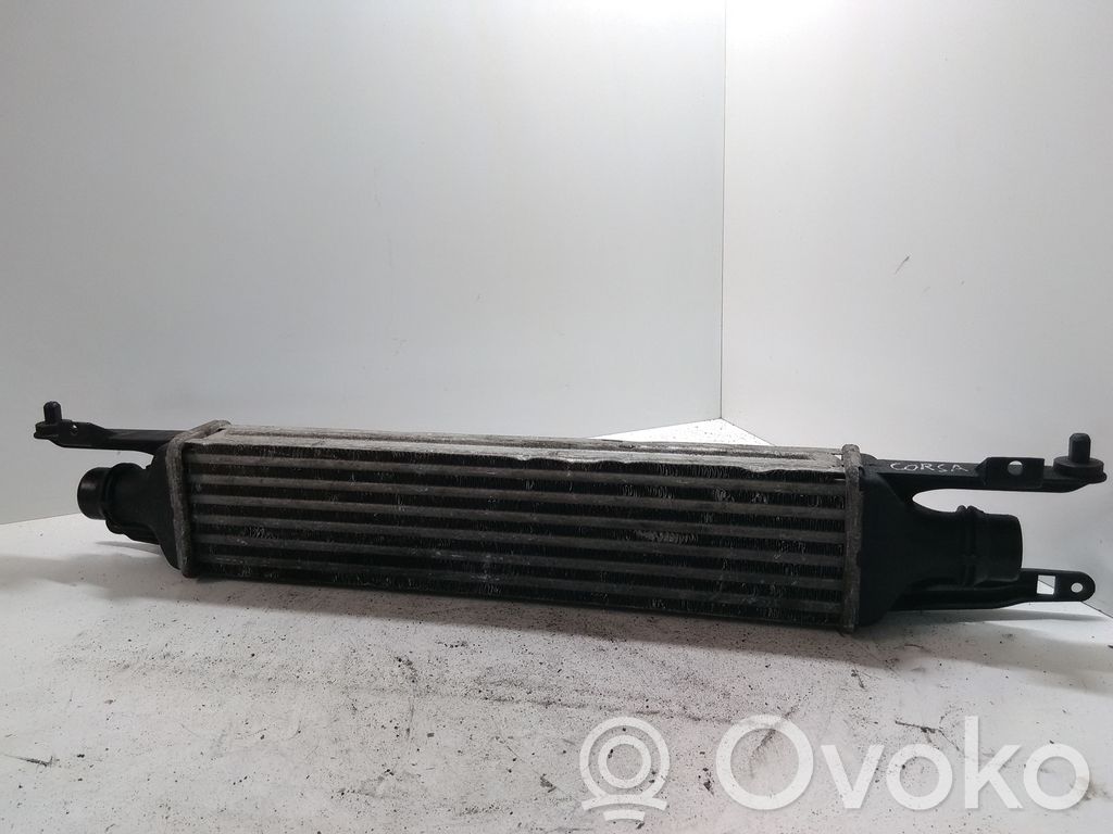 Opel Corsa D Interkūlerio radiatorius 