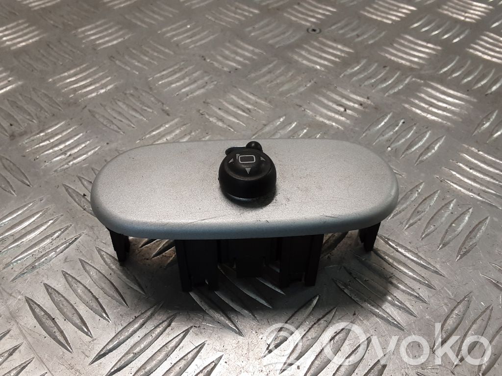 Mini One - Cooper R50 - 53 Wing mirror switch 