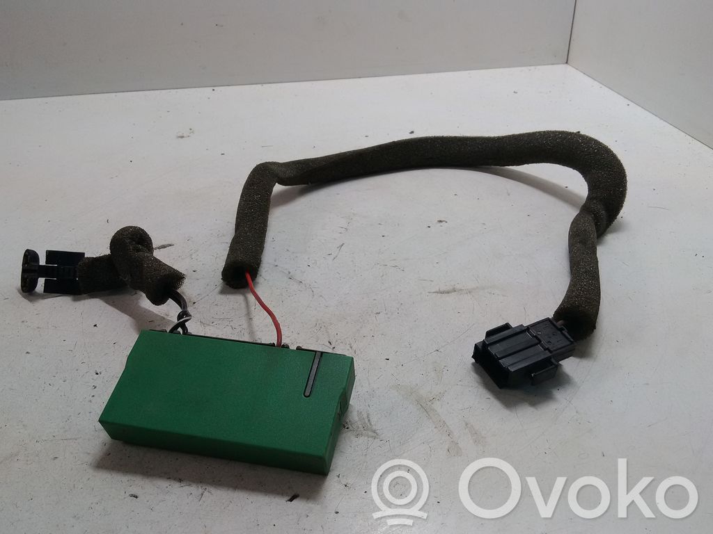 Volvo V70 Antenos stiprintuvas 