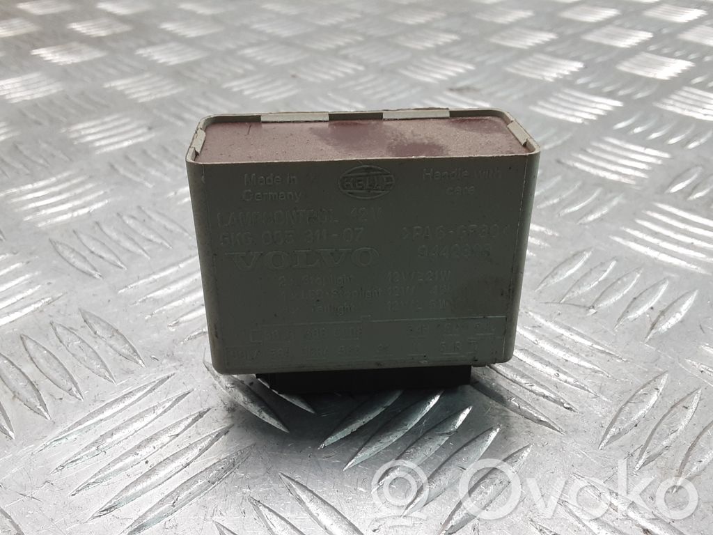 Volvo V70 Light module LCM 
