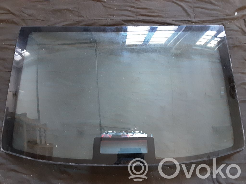 Rear windscreen/windshield window   24017002