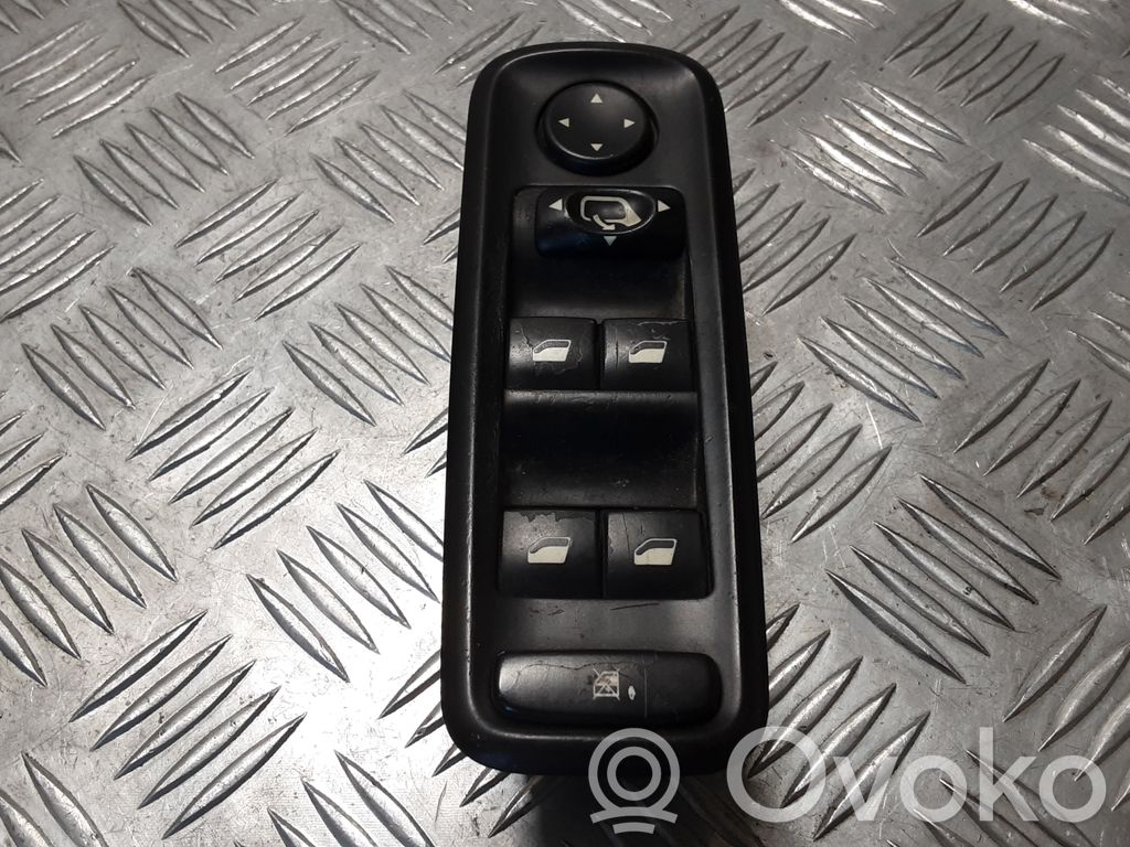 Lancia Phedra Elektrisko logu slēdzis 