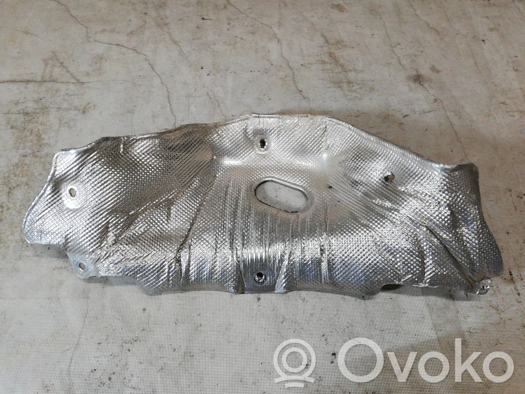 Audi A4 S4 B9 Pakokaasulämmön lämpökilpi 