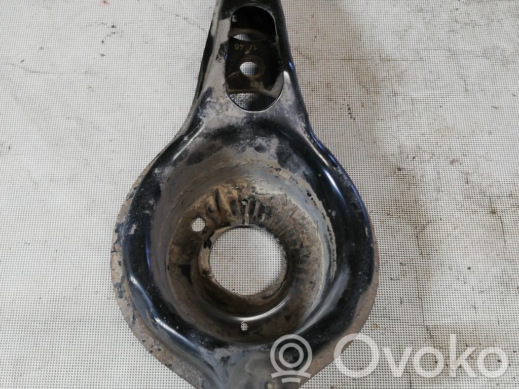 Coil spring/strut mount
