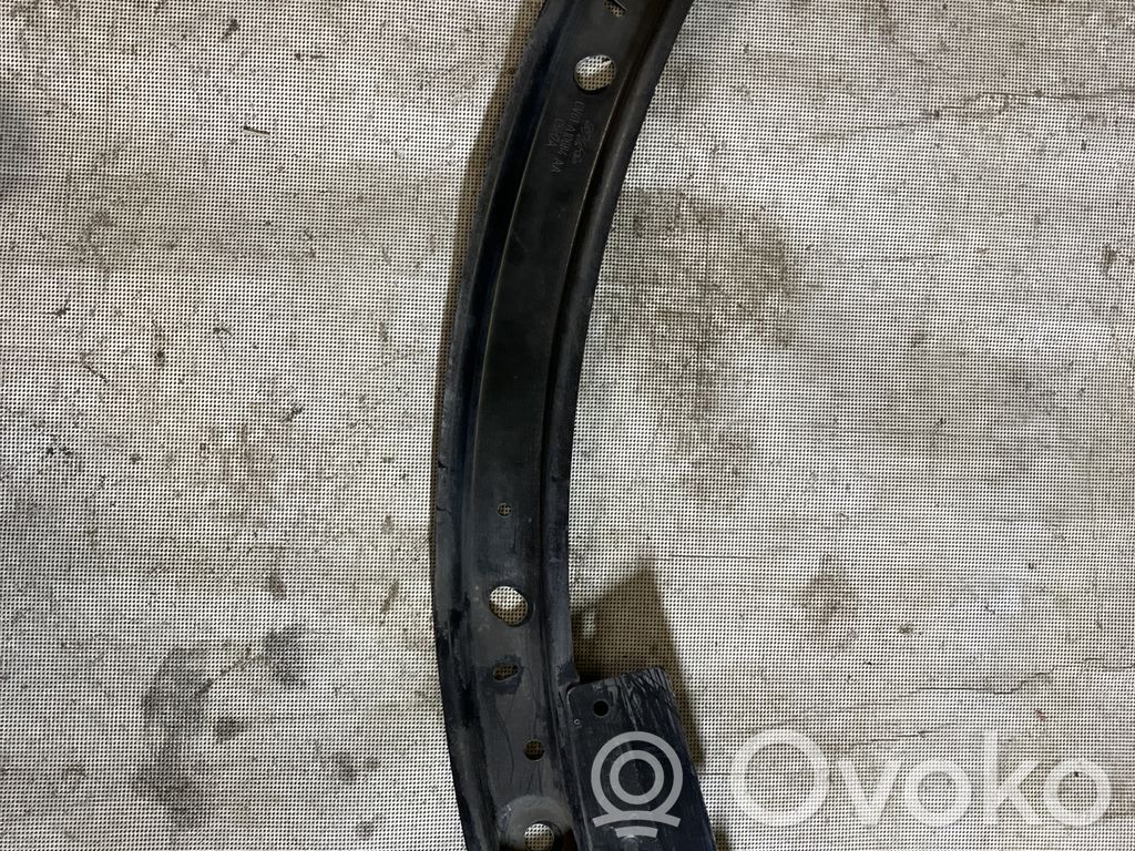 Volvo V40 Otros repuestos de carrocería inferior 