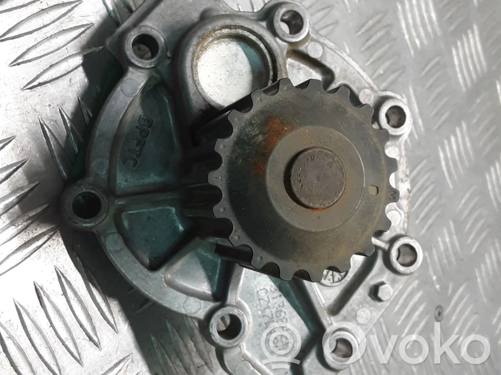 Volvo V40 Vandens pompa 