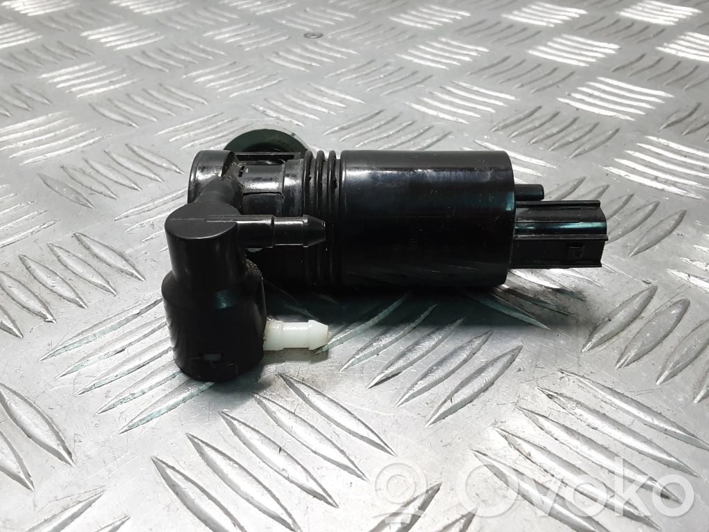 Windscreen/windshield washer pump   161016C,102681000