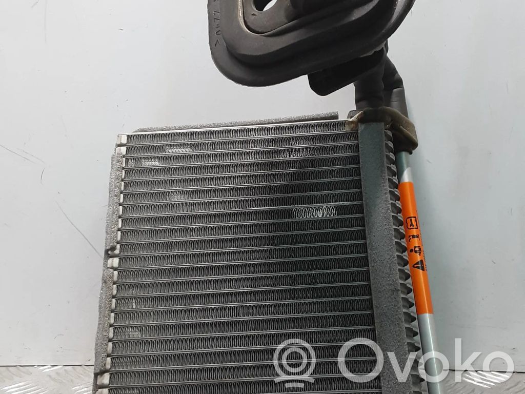 Volvo V40 Radiator (interior) aer condiționat (A/C) 