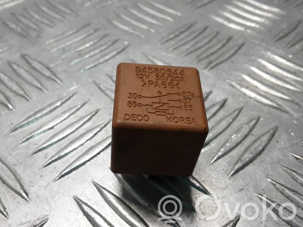 Chevrolet Captiva Other relay 