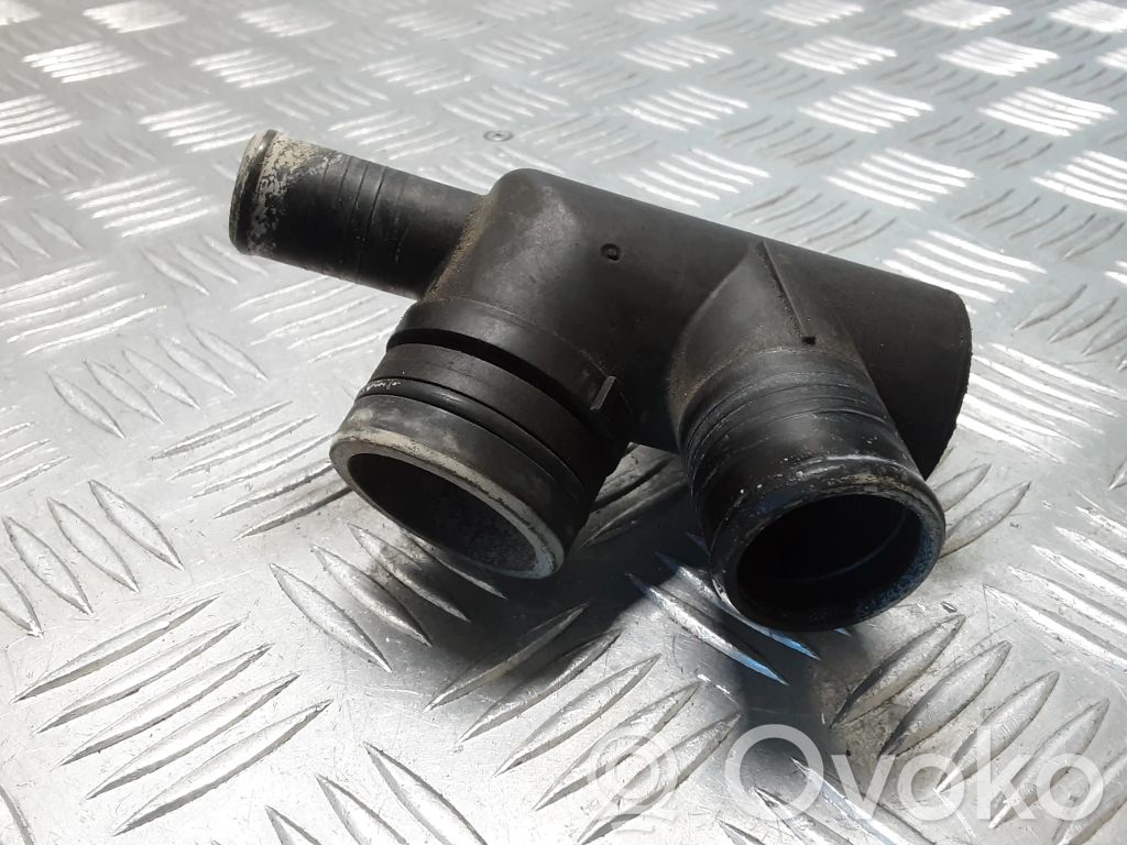 Jaguar XE Engine coolant pipe/hose 