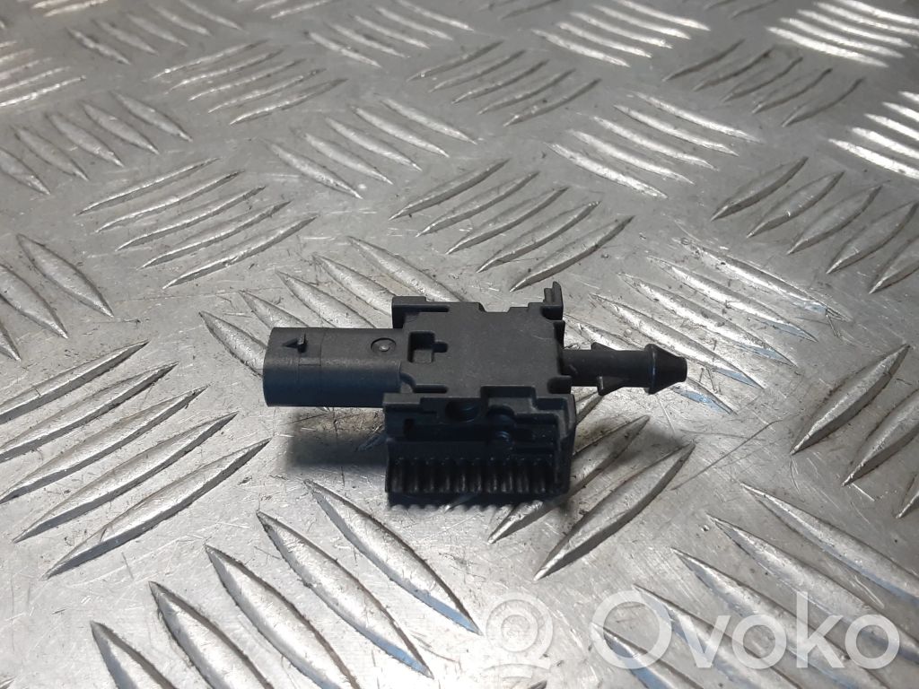 BMW X5 G05 Airbagsensor Crashsensor Drucksensor 