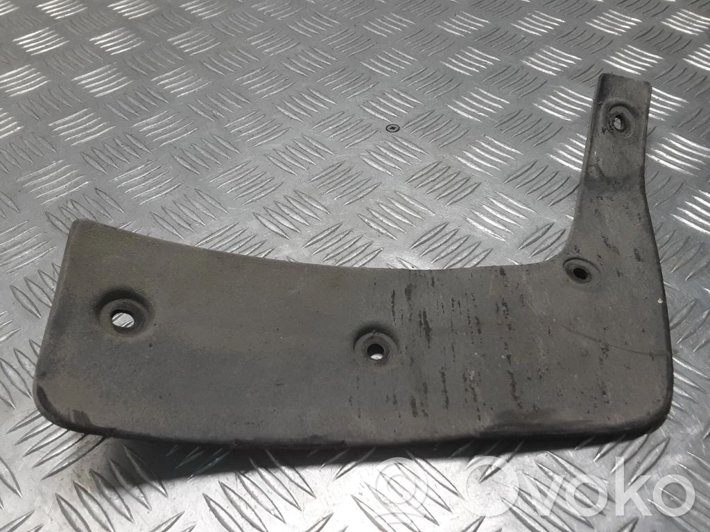 Volvo XC40 Apărătoare noroi față 