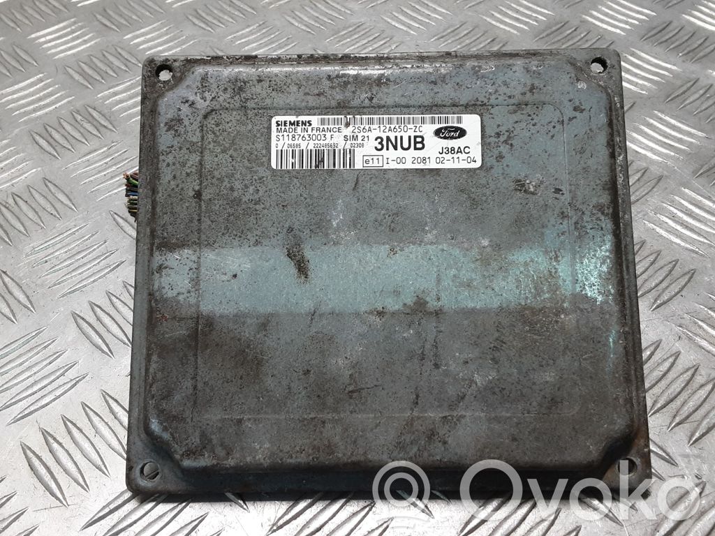 Ford Fiesta Engine control unit/module 