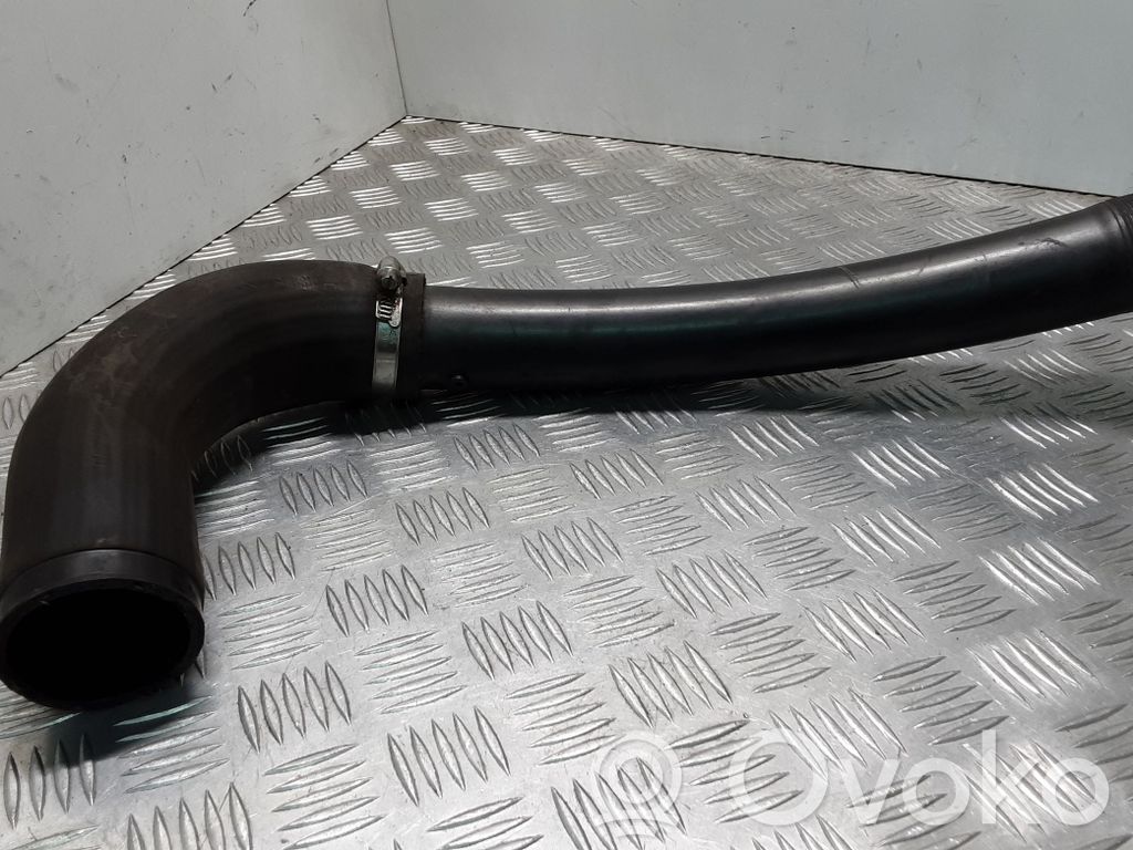 Ford Transit Välijäähdyttimen letku 