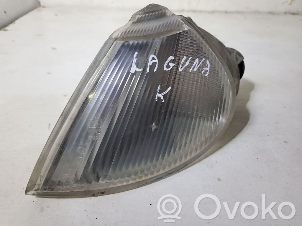 Renault Laguna I Front indicator light 