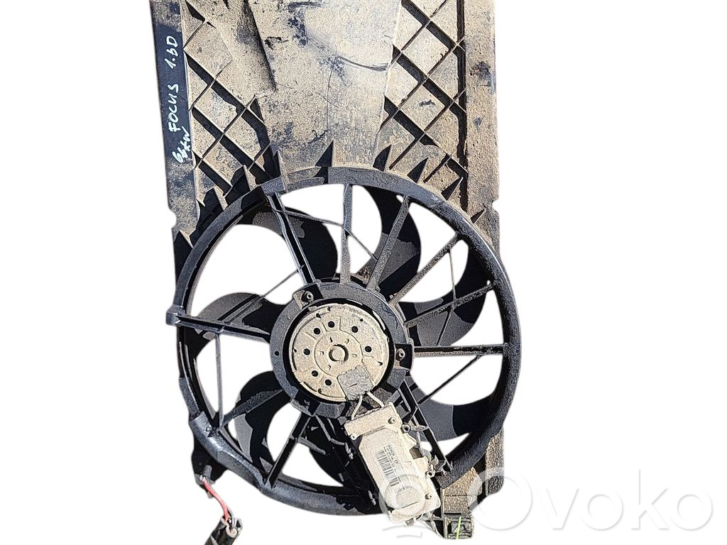 Ford Focus Elektrisks radiatoru ventilators 