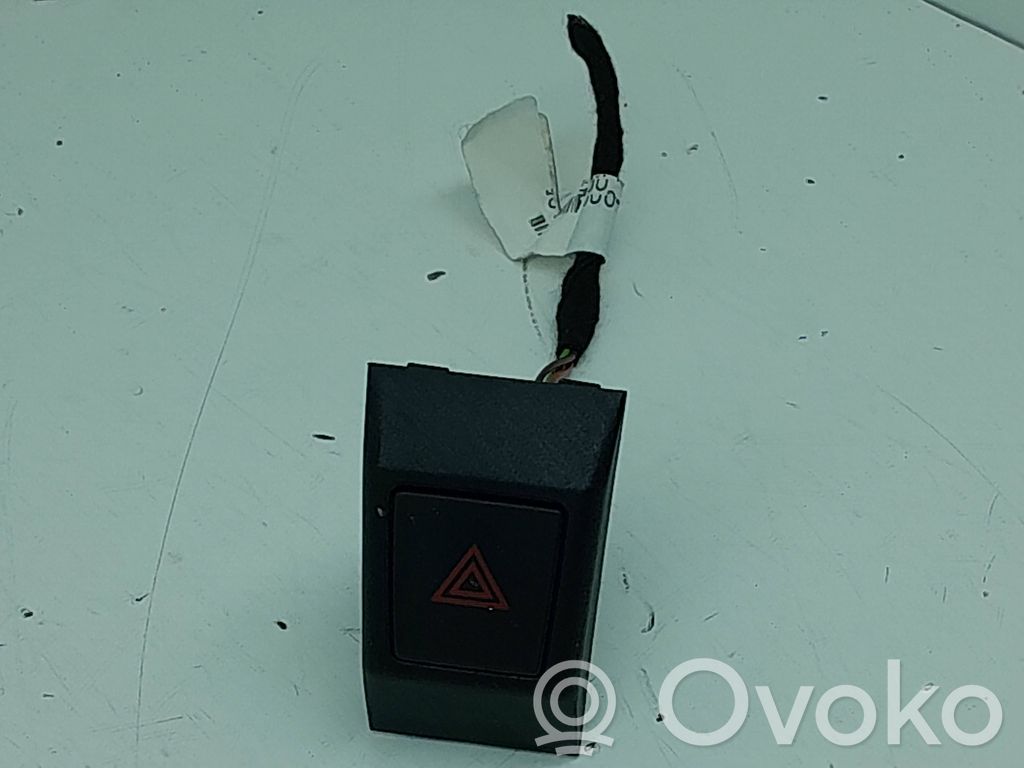 Botón interruptor de luz de peligro   11548003