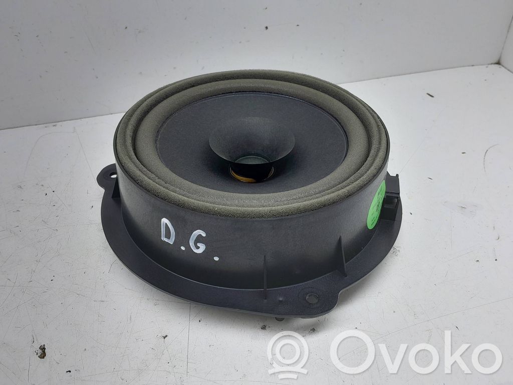 Cupra Formentor Altavoz de la puerta trasera 