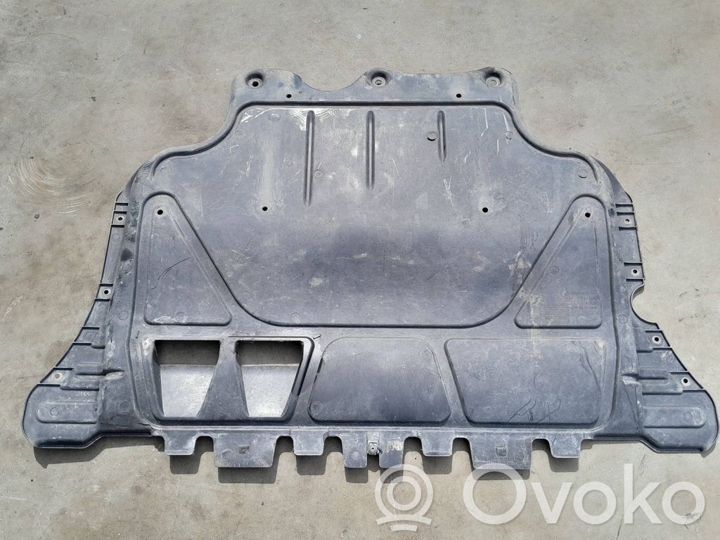 Placa protectora/protector antisalpicaduras motor   3Q0825235A,3Q0825236G
