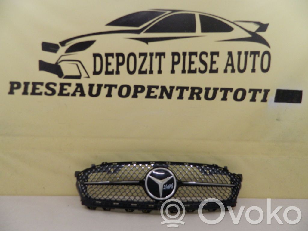 Mercedes-Benz CLA C118 X118 Oberes Gitter vorne 