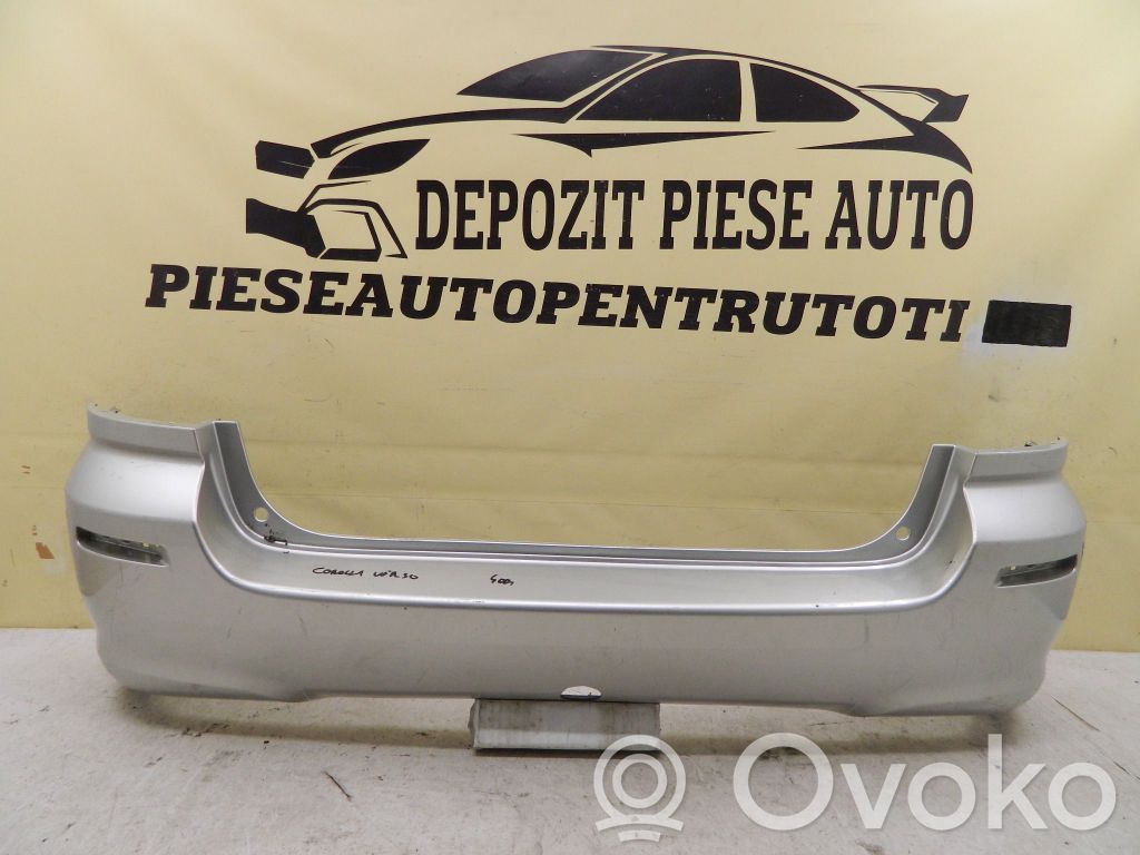 Toyota Corolla Verso AR10 Parachoques 