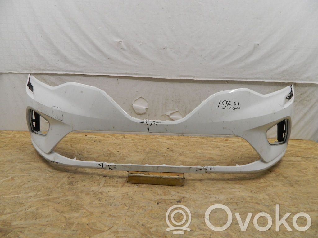 Renault Clio V Front bumper 