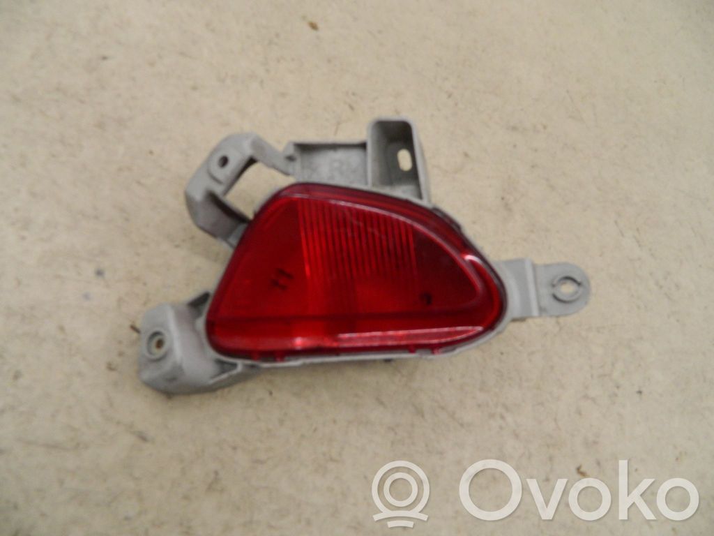 Mazda 2 Etu-/Ajovalo 