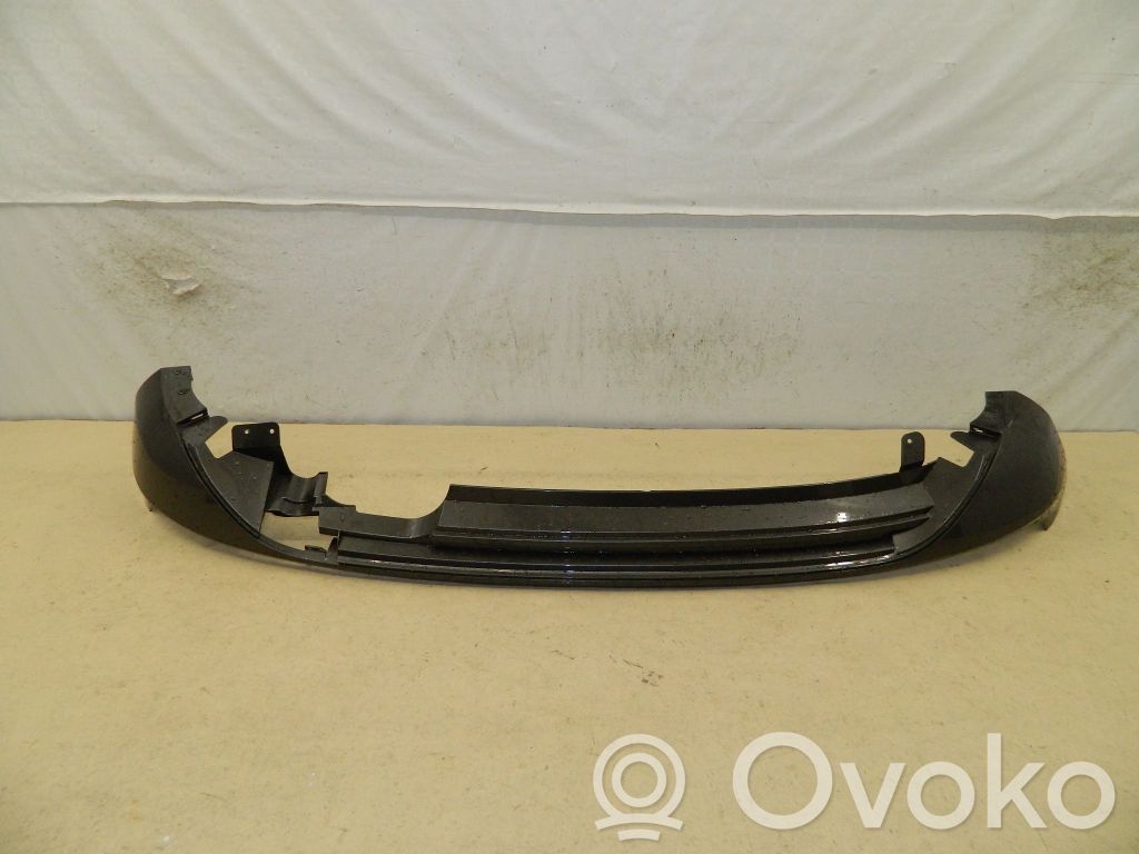 Ford Fiesta Moldura inferior del parachoques trasero 