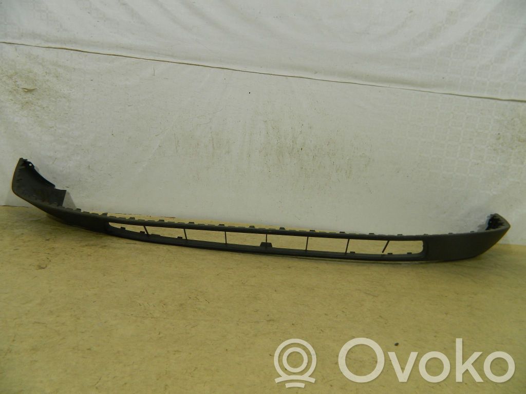 Ford Focus Apatinė bamperio dalis (lūpa) 
