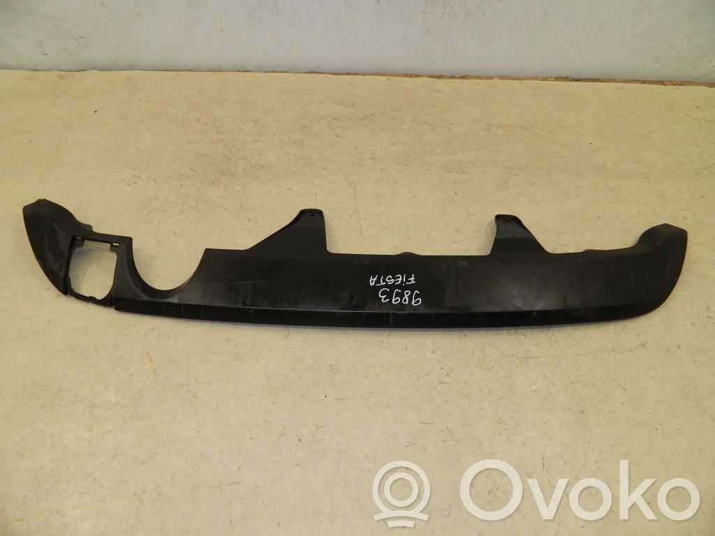 Ford Fiesta Moldura inferior del parachoques trasero 